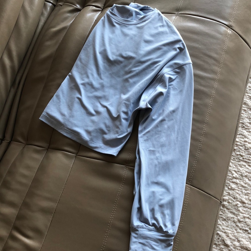 Lulu cropped long sleeve